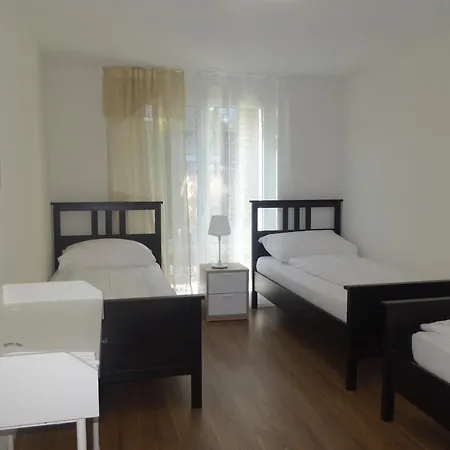 公寓 The Golf 因特拉肯