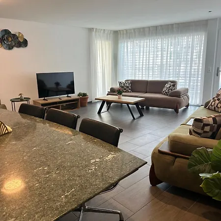 The Golf アパート *