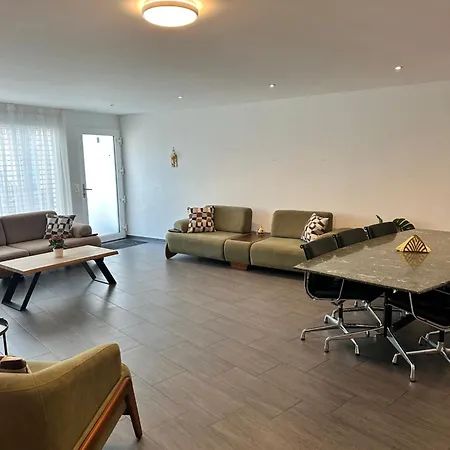 The Golf アパート *