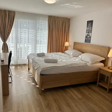 The Golf アパート